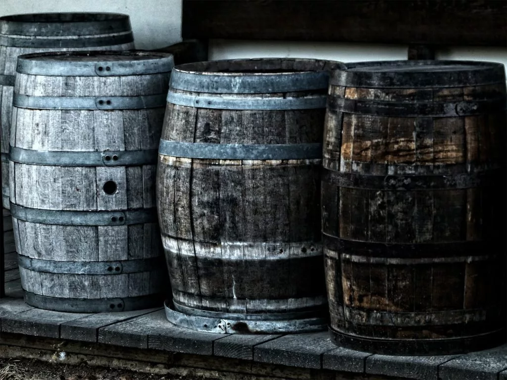 gunpowder barrels