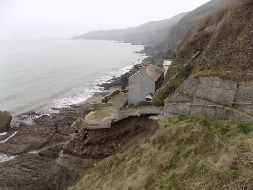 abandoned houses due to coastal erosion