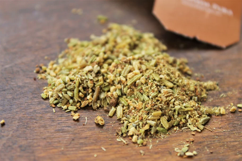 ayurvedic dried tea leaf