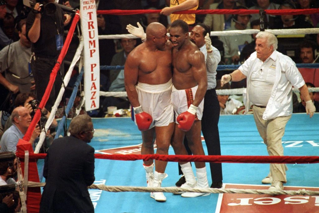 Foreman and Holyfield show sportmanship and respect after their fight