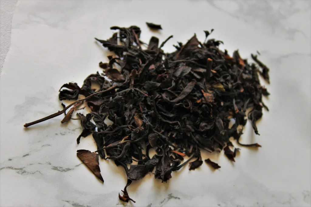 dry loose leaf black tea