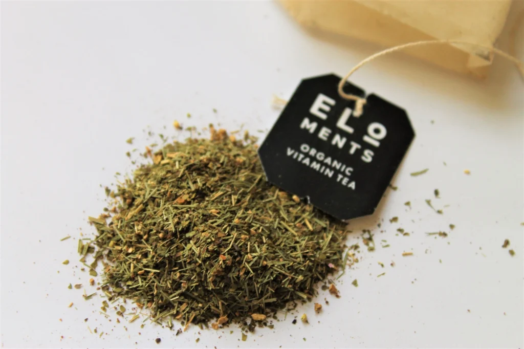 green tea with lemon and vitamins