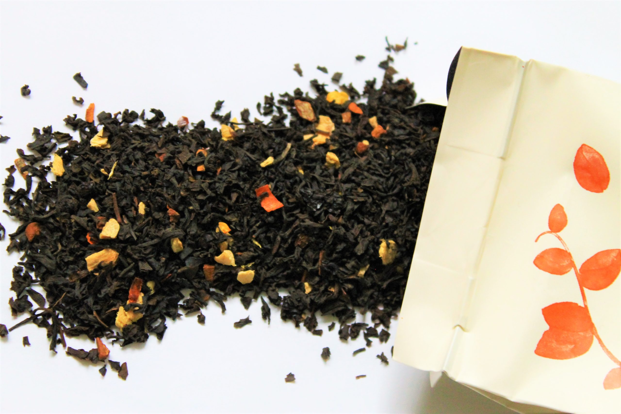 black tea with elderberries and ginger