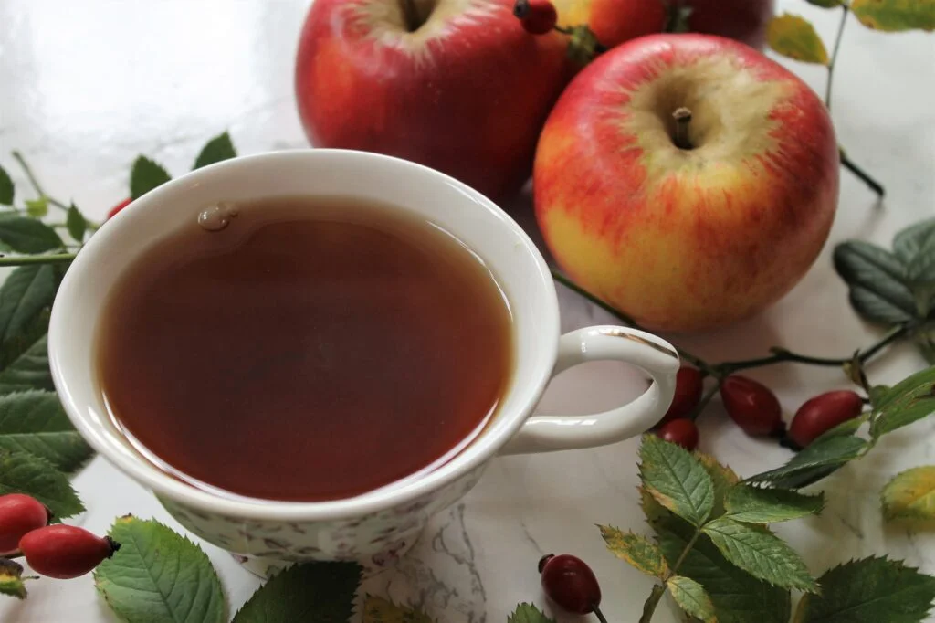 kali laska tea with fruit