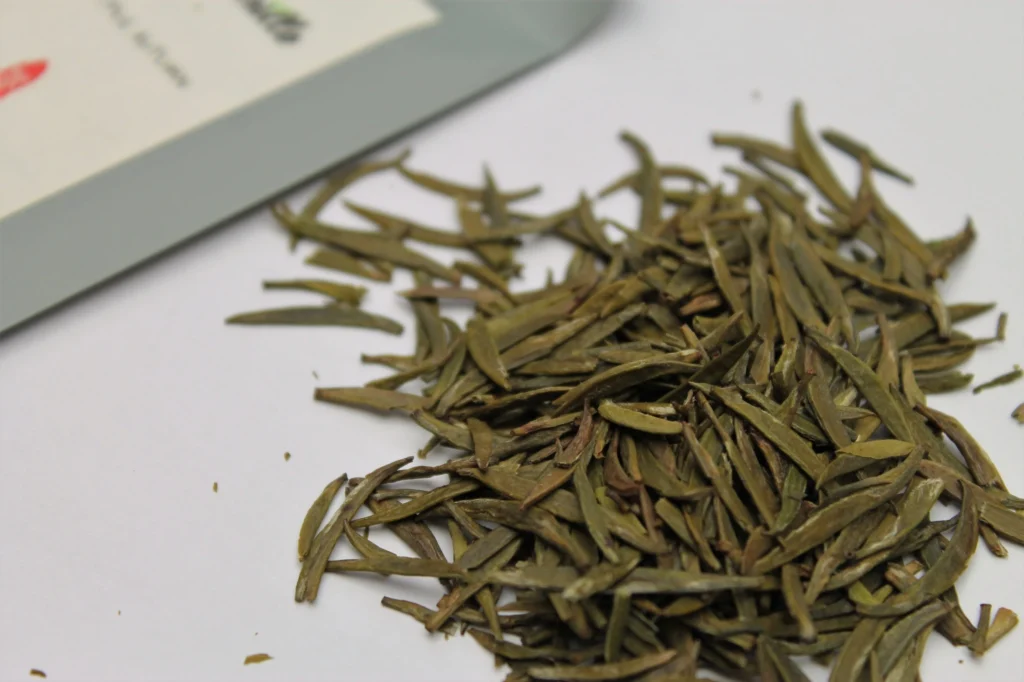 whole loose green tea