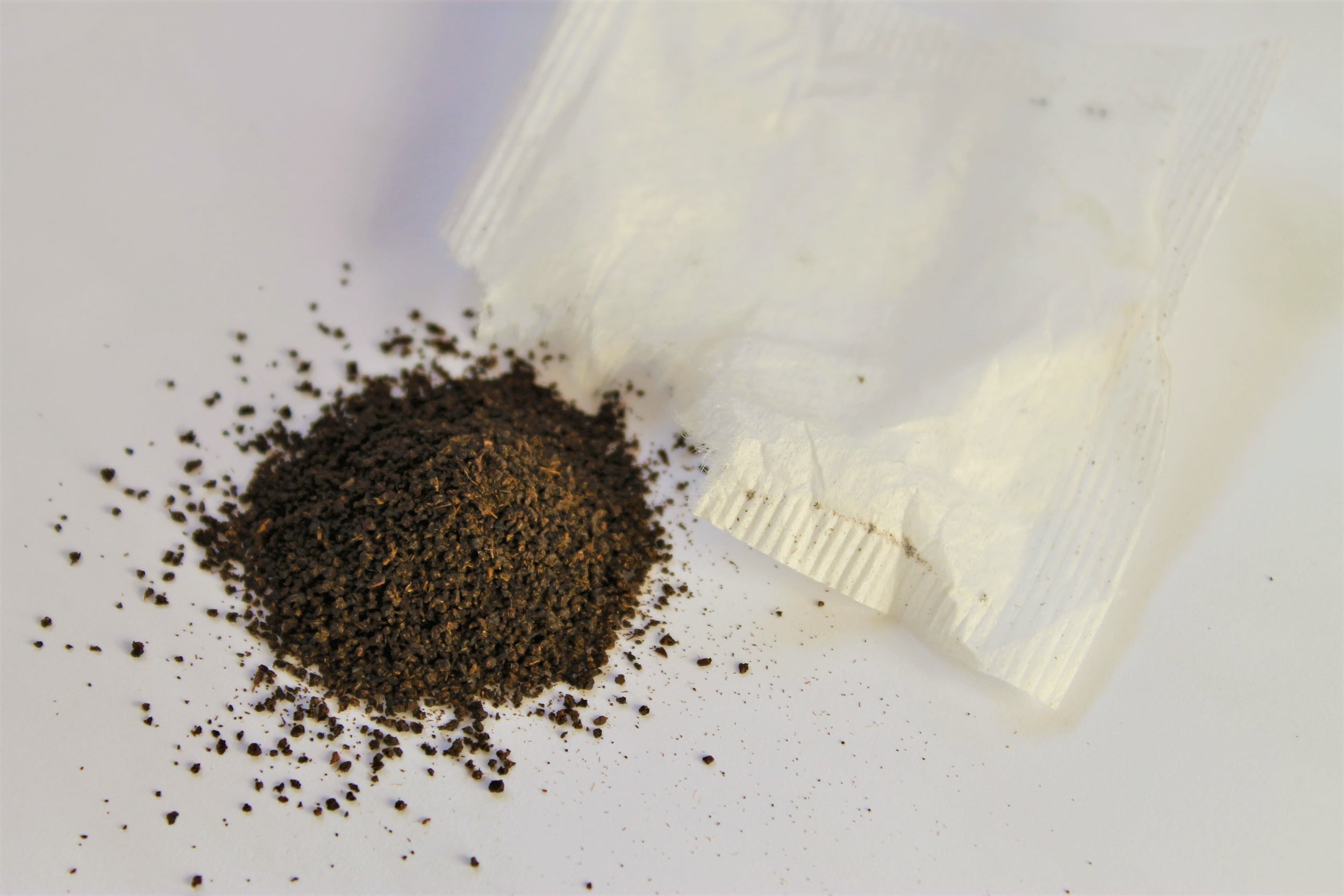 apple black tea particles