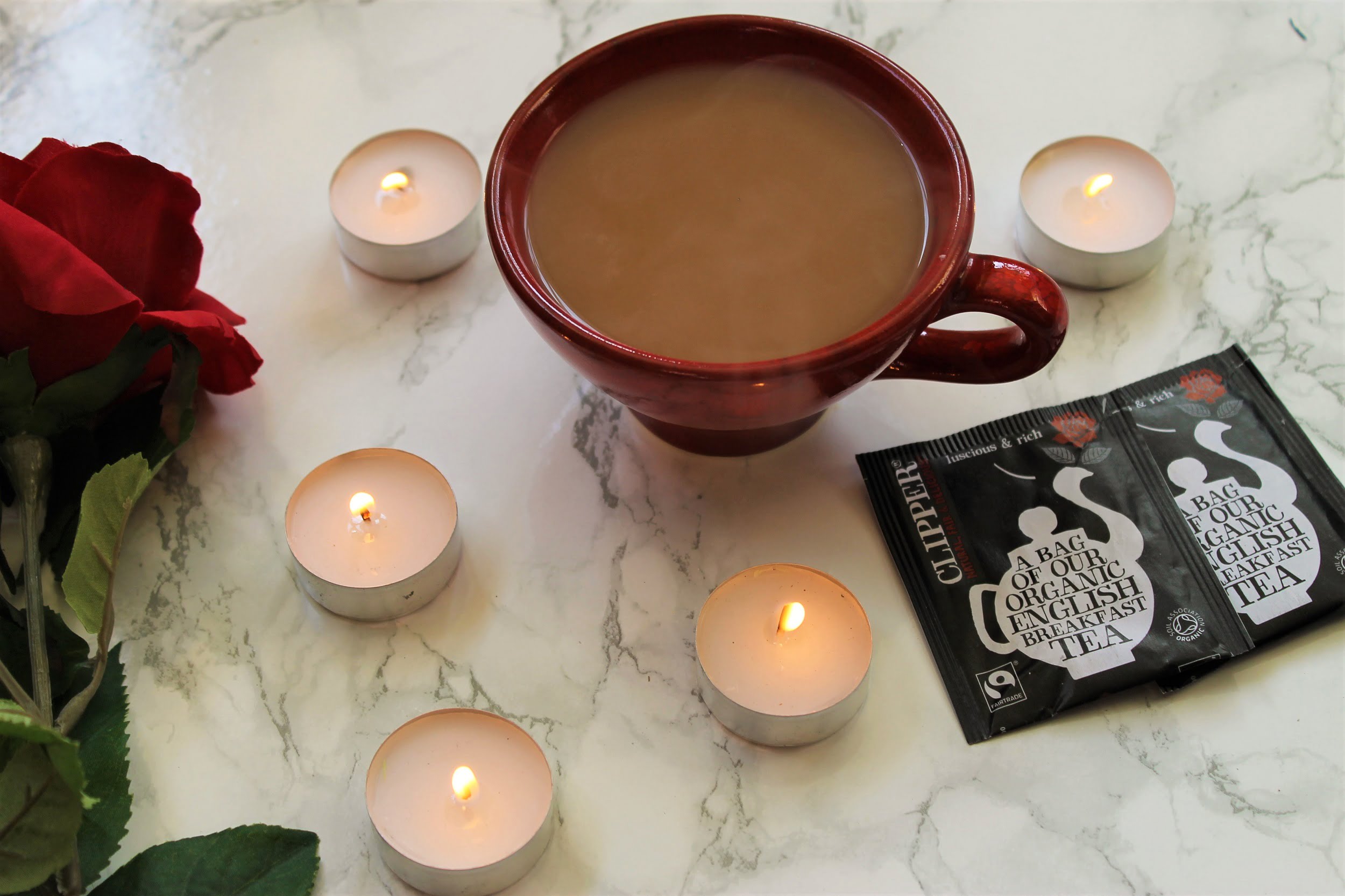 clipper english breakfast tea with milk