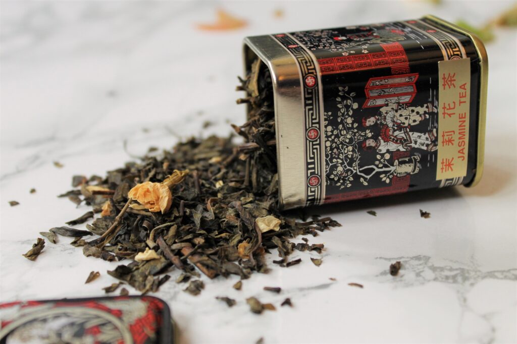 Cheong Hing Tea Gift Set Review | Izzy’s Corner Tea Review at IW