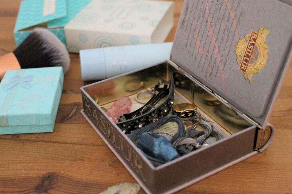 trinket box