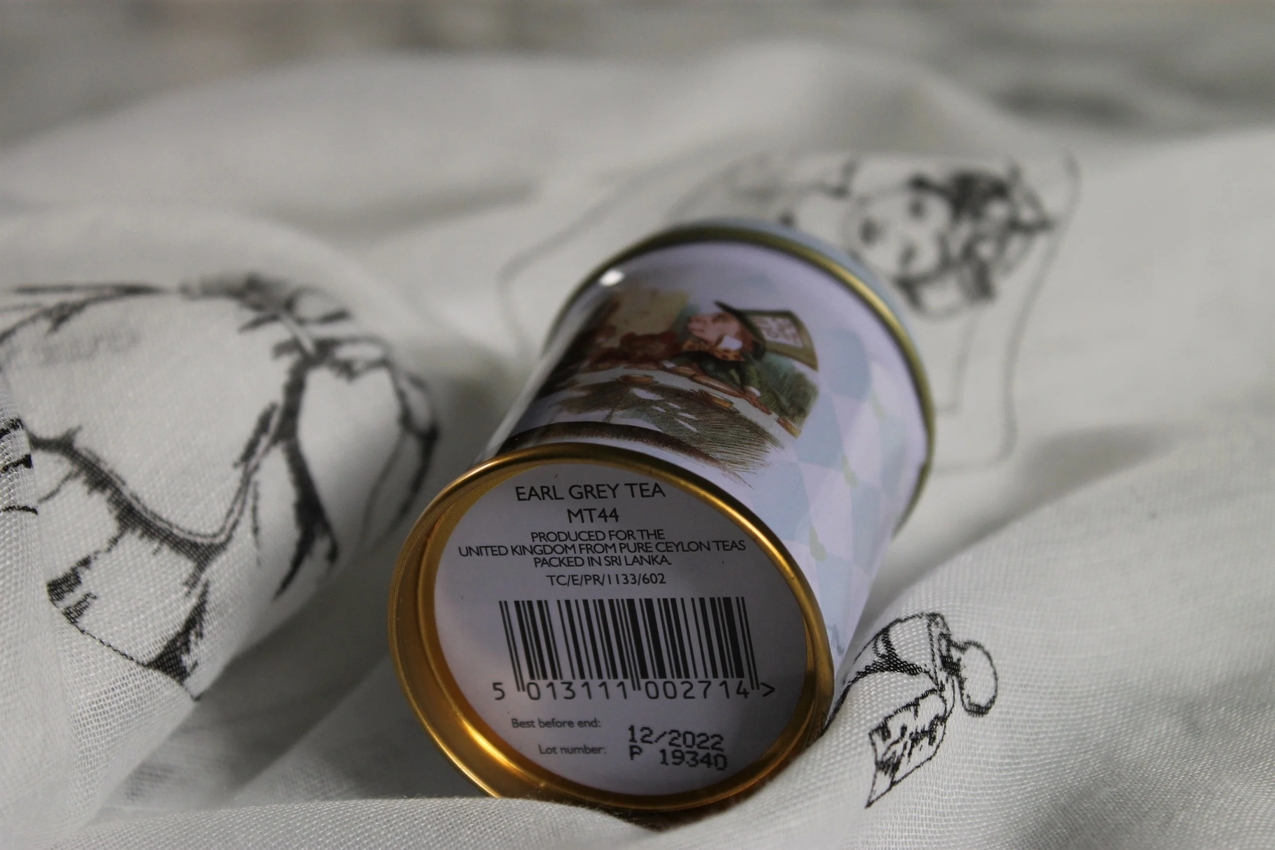 earl grey tea tin