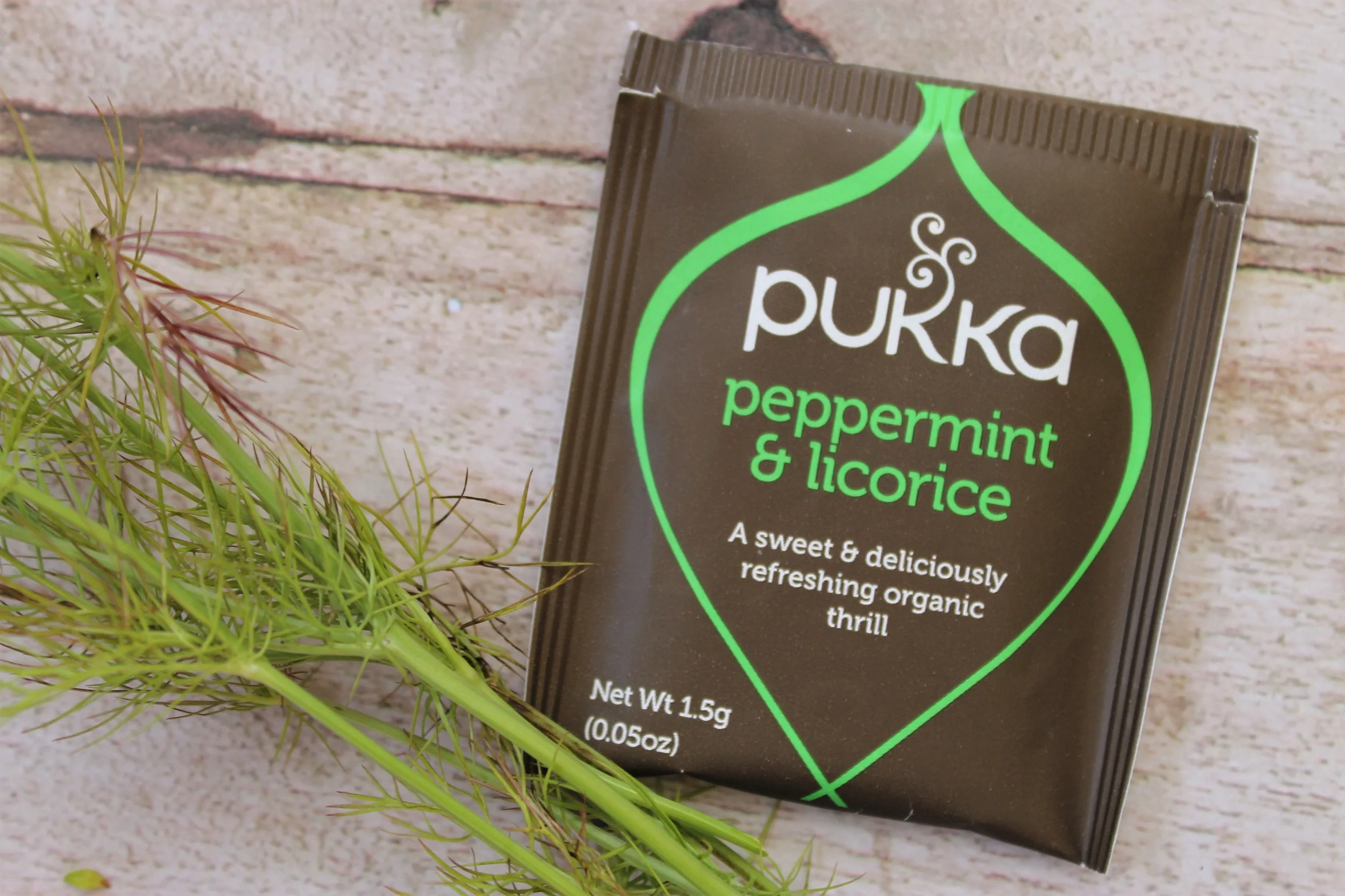 pukka peppermint licorice teabag wrapper