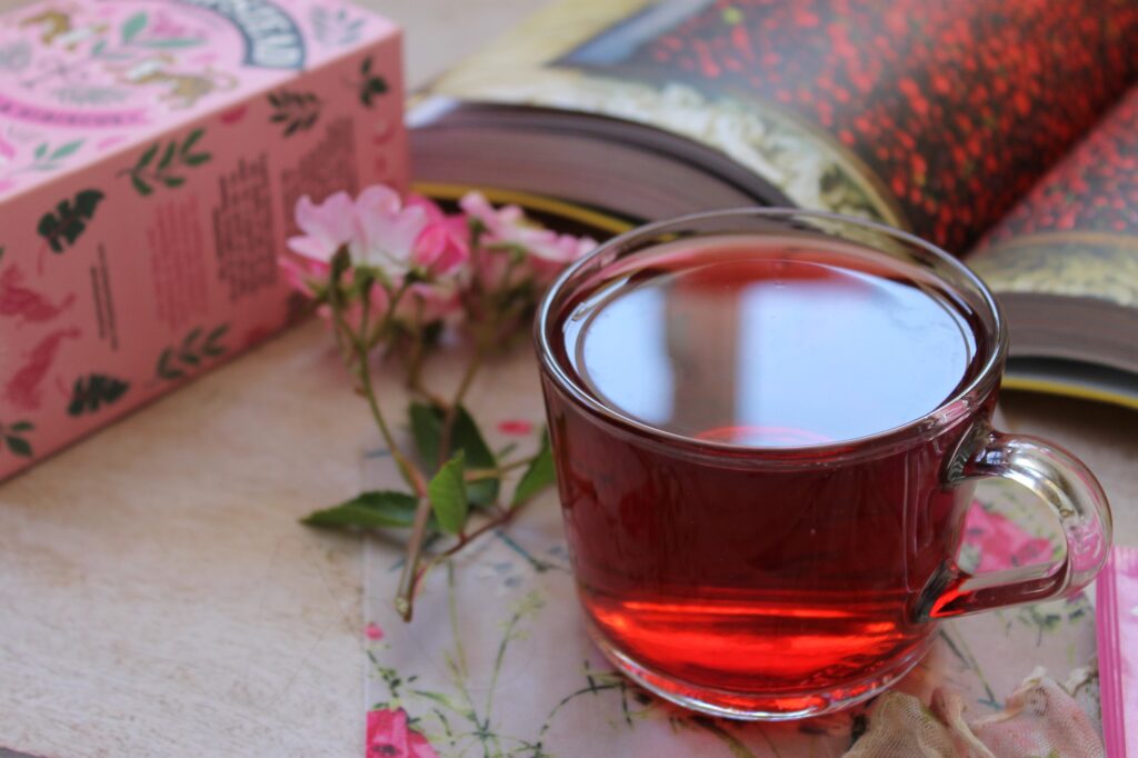 red rosehip hibiscus infusion