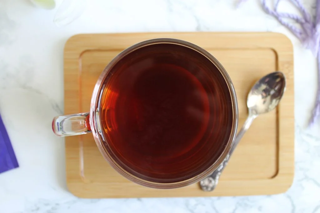 piccadilly black tea in a glass teacup