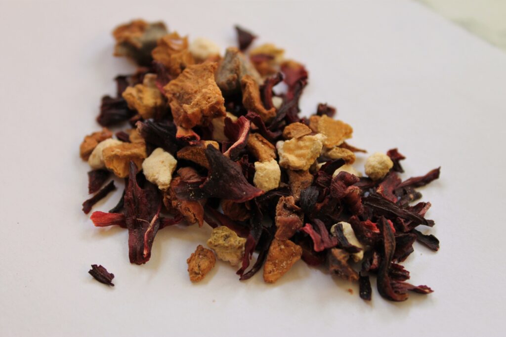 peach hibiscus apple tea