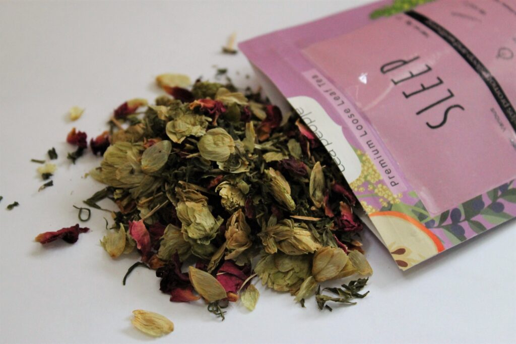 valerian and hops with rose petals
