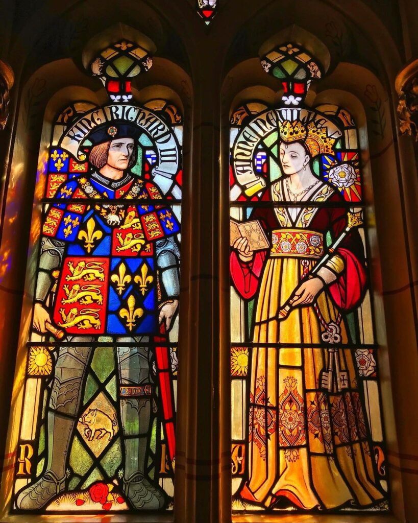 stained glass artwork of richard III