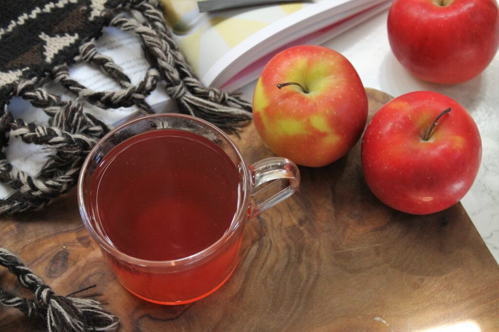 autumnal apple and cinnamon hot tea