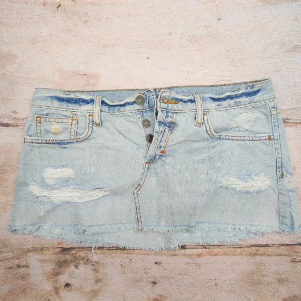 Daisy Chain Mini Skirt 🌼 Size 10 Petite - Image 5