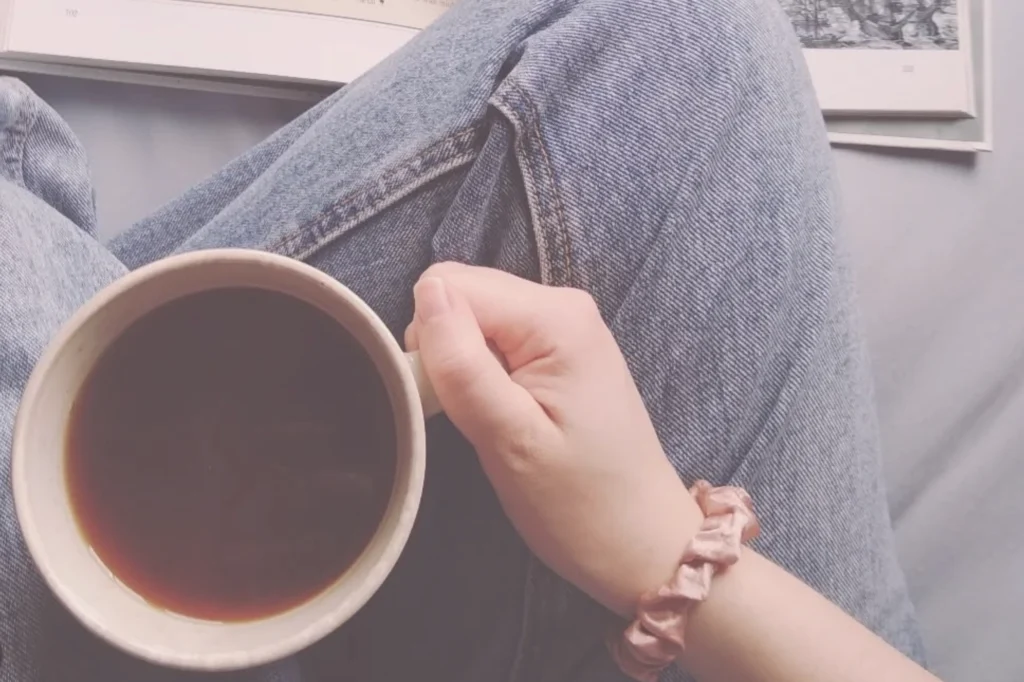 Isobel Moore, tea reviewer and blogger at Immortal Wordsmith