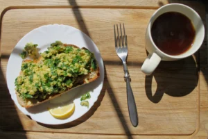 Scrambled Egg with Garlic Mustard Leaves Recipe