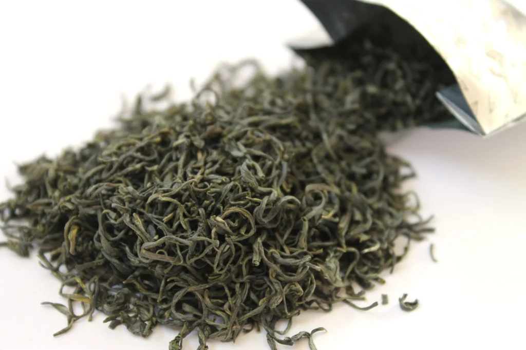 fish hook green tea leaves